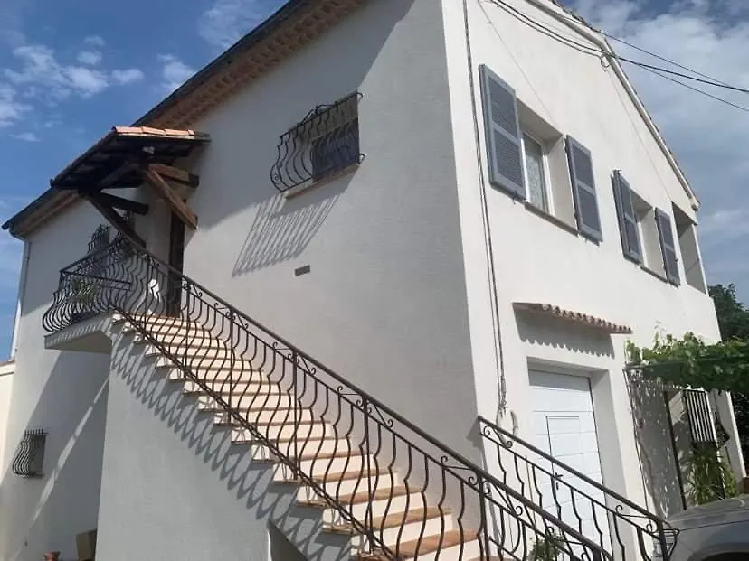 Appartement Independant Dans Villa, Entre Frejus Et St Raphael Apartment