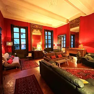  Apartment Palais Des Papes - Spacious Historic In Private Mansion ! Free Parking Nearby ! Spacieux Historique Dans Particulier ! Parking A Proximite Offert !